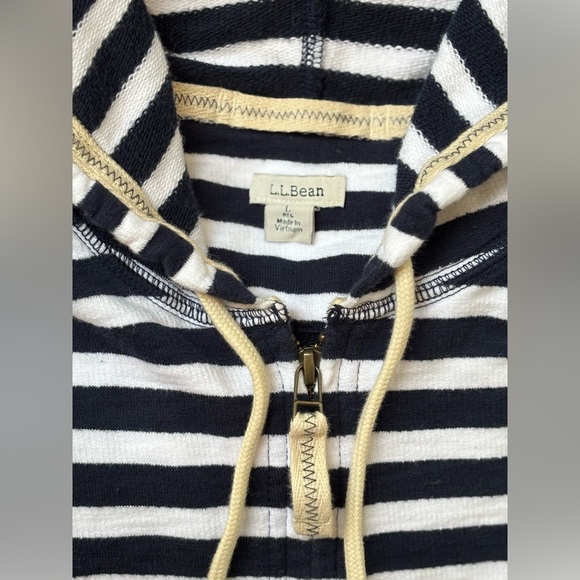 L.L. Bean Hoodie in Blue and White, full zip, size L - Picture 4 of 9
